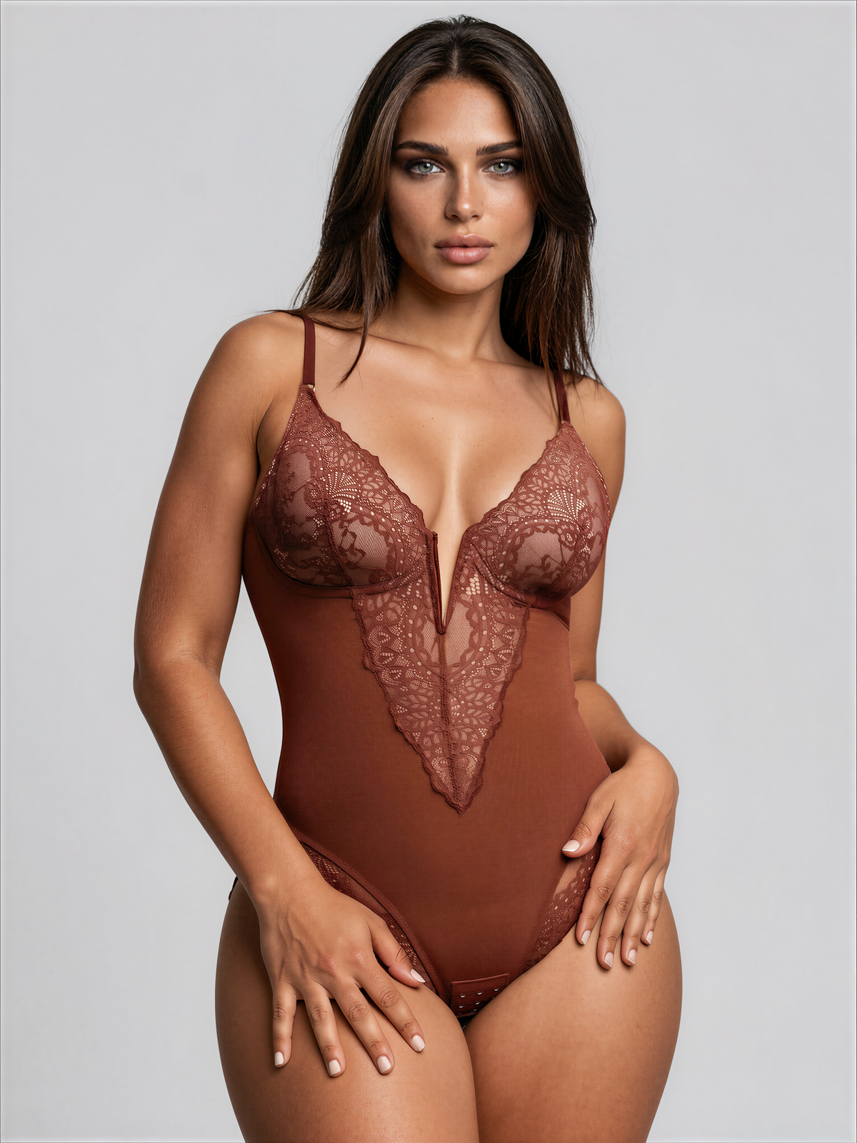 Noé-body met diepe V-hals
