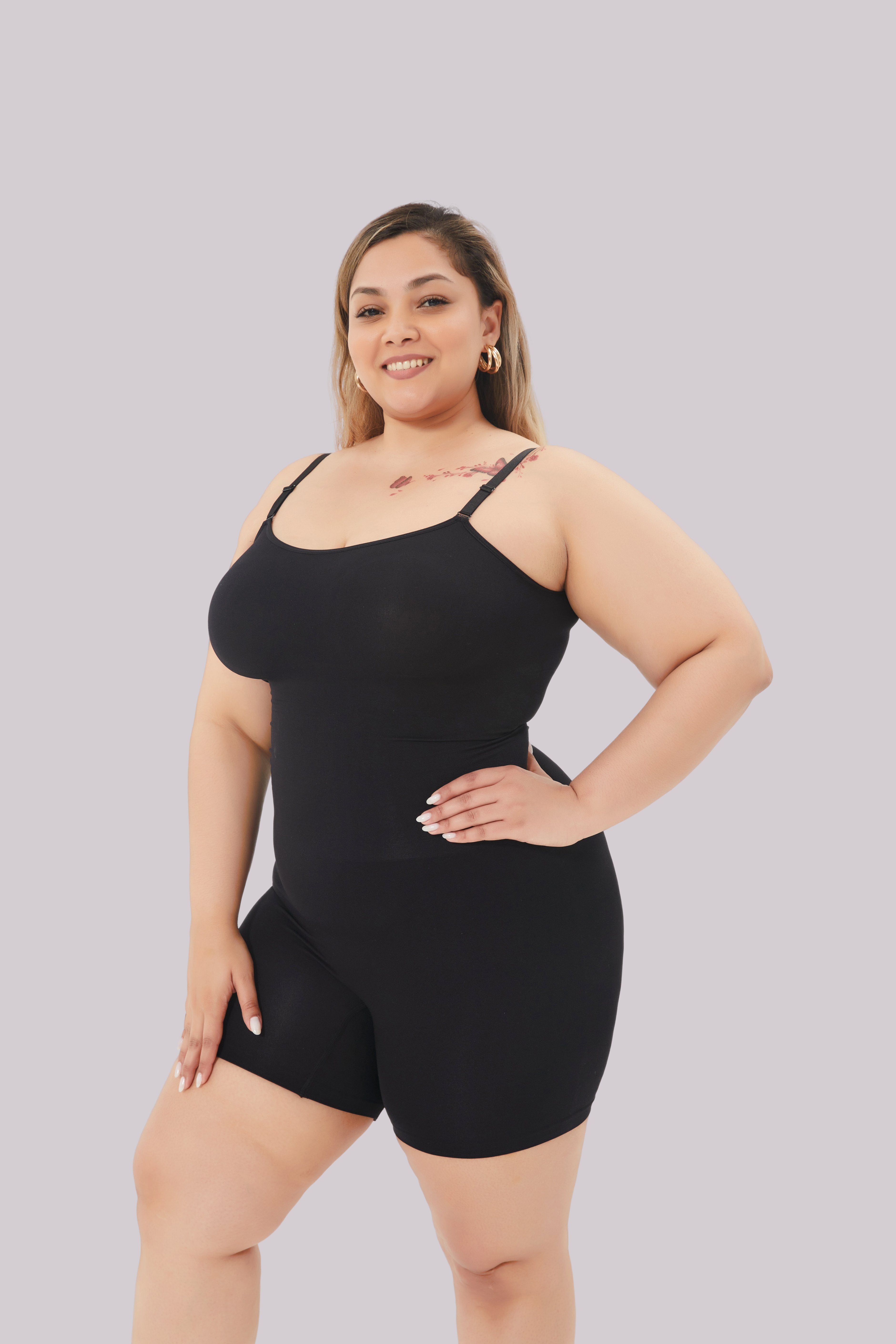 Comfit™ Amara - Ronde Hals Mid-Thigh Bodysuit